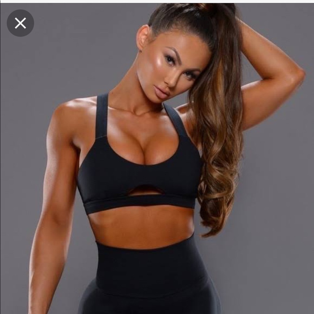 Bombshell sportswear glow bra